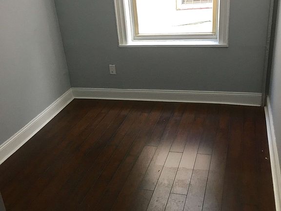 3rd image of 24 Lefferts Ave APT 1R