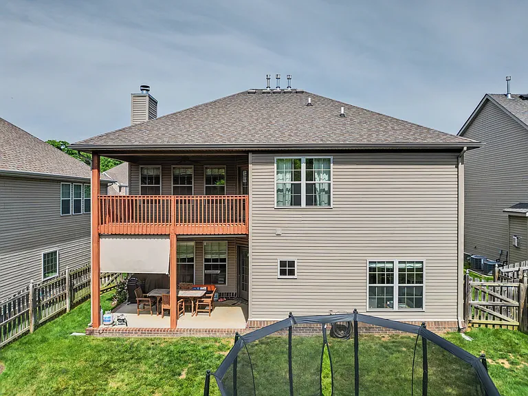 1147 Looking Glass Ln — Photo 34
