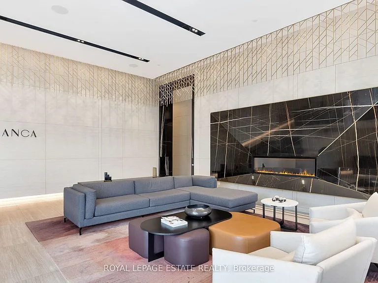 280 Howland Ave #326 — Photo 2