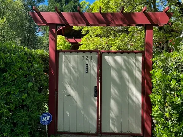 721 Spring St, Santa Rosa, CA 95404