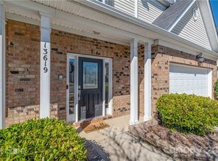 13619 Armour Ridge Dr, Charlotte, NC 28273