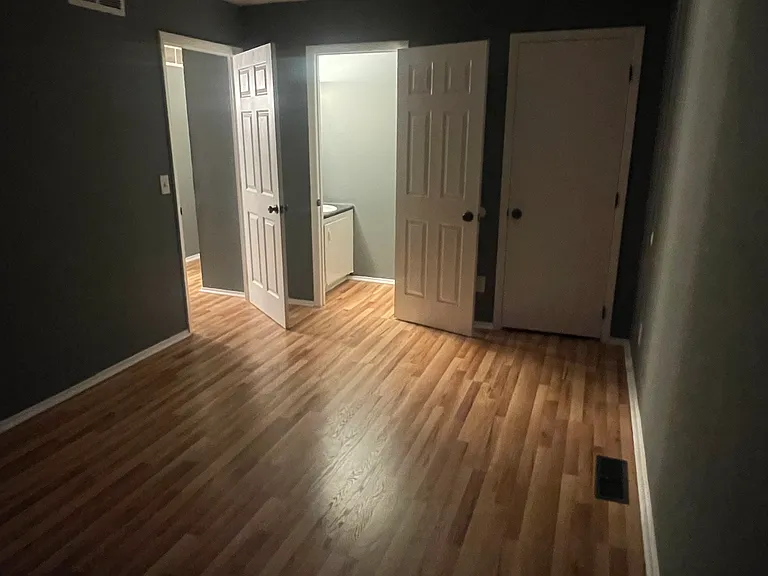 2232 Lincoln Ave — Photo 9