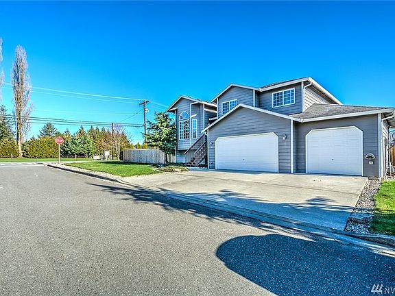 3rd image of 27915 69th Ave NW