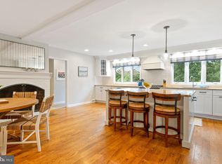 836 Briarwood Rd, Newtown Square, PA 19073