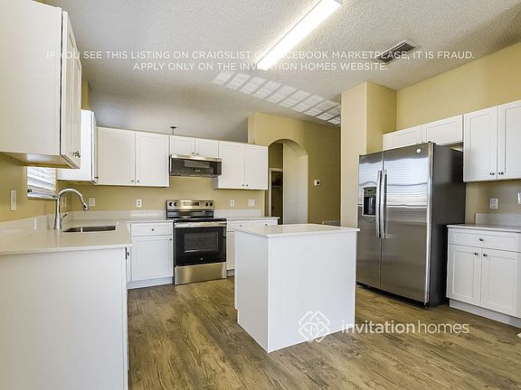 5th image of 14524 Kaiser Ct