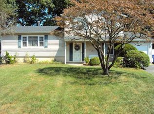 935 Alden Dr, Toms River, NJ 08753