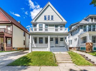 2949 N Frederick Ave, Milwaukee, WI 53211