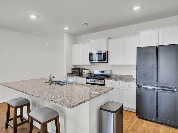 5th image of 163 Horizon Ridge Dr