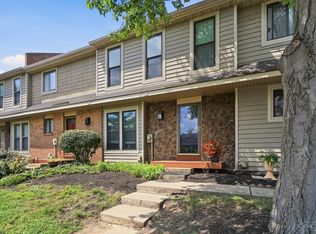 16 Overlook Ct, Fairfield, OH 45014