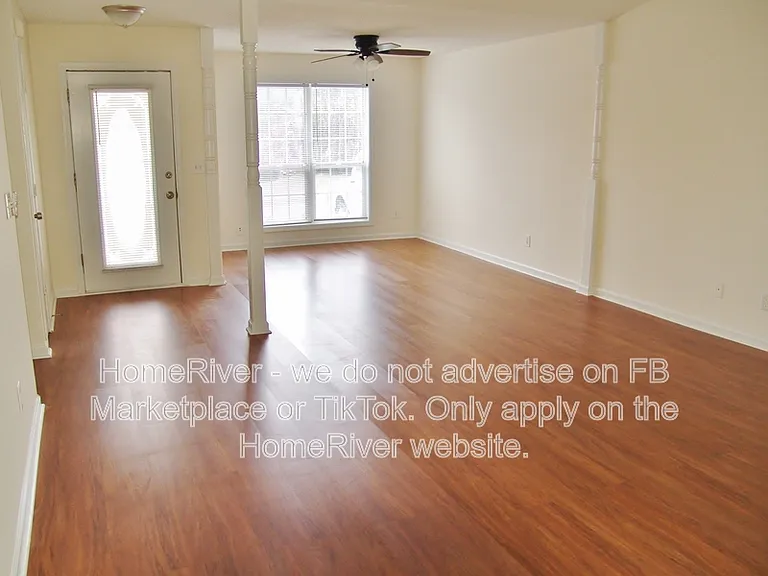 392 Shoal Cir — Photo 5