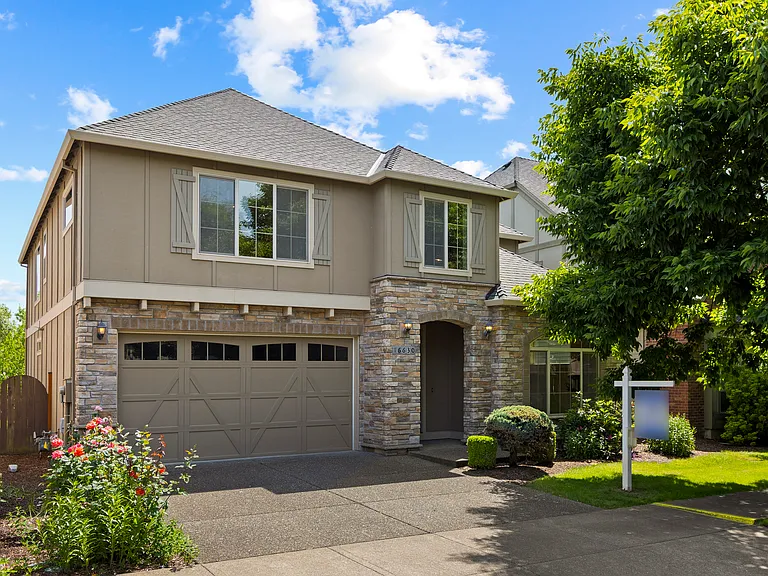 16630 NW Vetter Dr — Photo 1