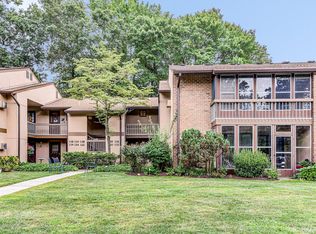 126 Lexington Ct, Red Bank, NJ 07701