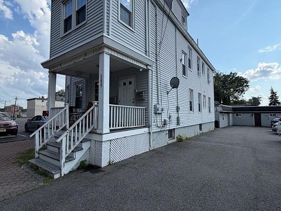 2nd image of 386 Washington St