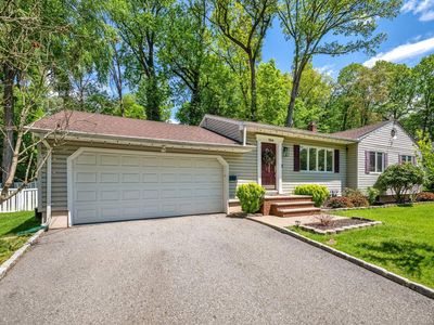 104 Lionshead Blvd, Wayne, NJ, 07470