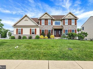 33 Goldeneye Dr, Sinking Spring, PA 19608