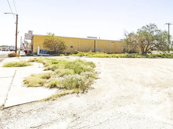 410 W Sealy Ave, Monahans, TX 79756