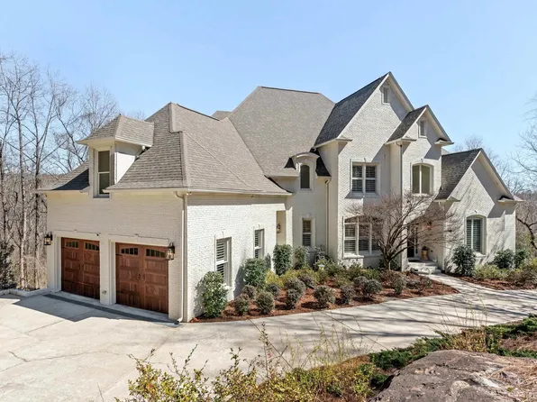 1700 Vestwood Hills Dr, Birmingham, AL 35216