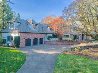 1190 Fairway Rd, Lake Oswego, OR 97034