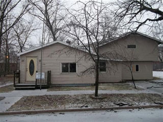 1st image of 1251 Cherry St