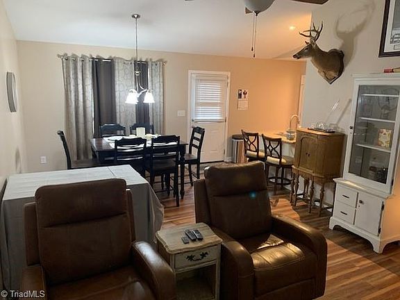 4th image of 125 Lemons St