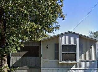 209 Hereford St, Burleson, TX 76028