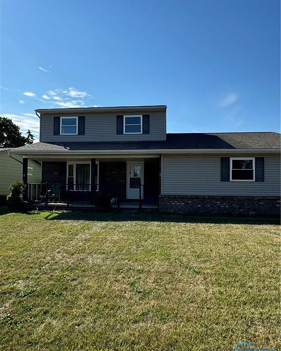 2nd image of 435 E Indian Ridge Trl