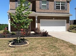 1222 Creek Top Rd, Loganville, GA 30052