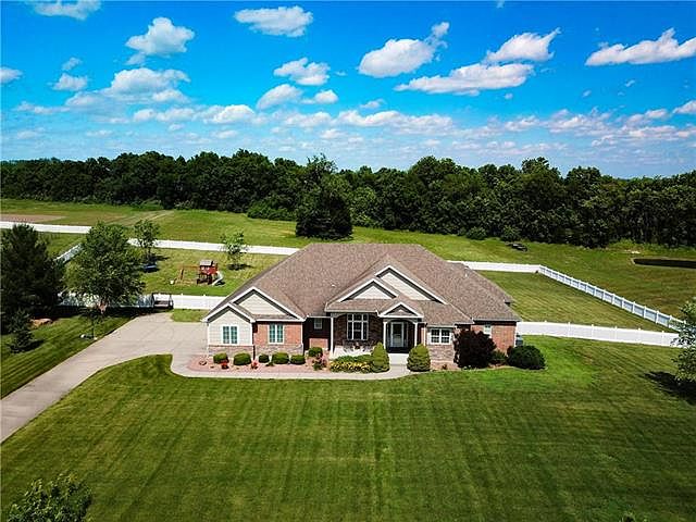 1st image of 33406 E Pinehurst Ln