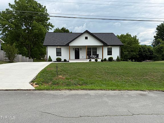 2nd image of 118 Ranger Dr
