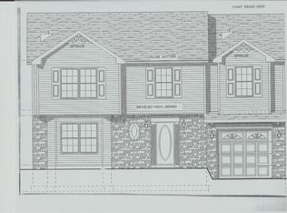 300 Elmira Trl, Hopatcong, NJ 07843