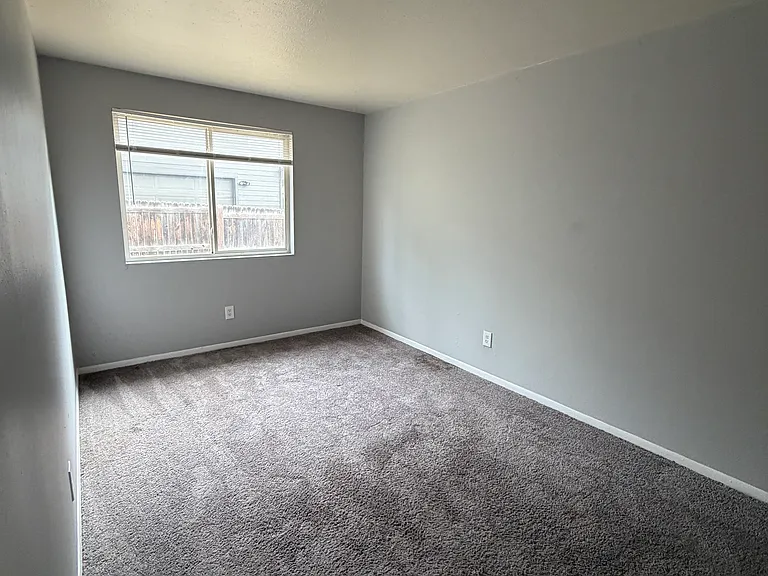 3335 Benton St #4 — Photo 18