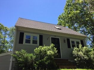 10 Weeks Pond Dr, Forestdale, MA 02644