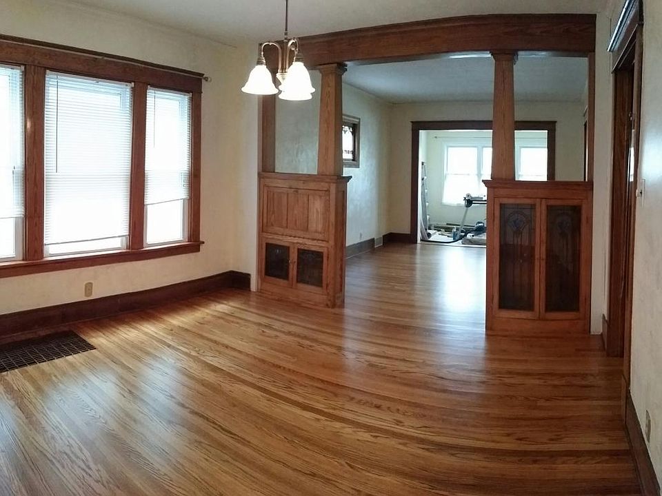 Dinning Room looking towards Living Room