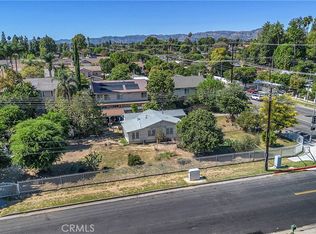 19504 Saticoy St, Reseda, CA 91335