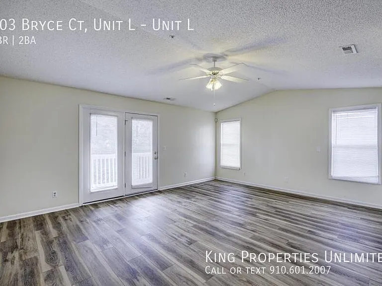 803 Bryce Ct #L — Photo 9