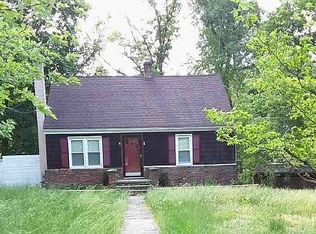 14 Stickles Pond Rd, Newton, NJ 07860