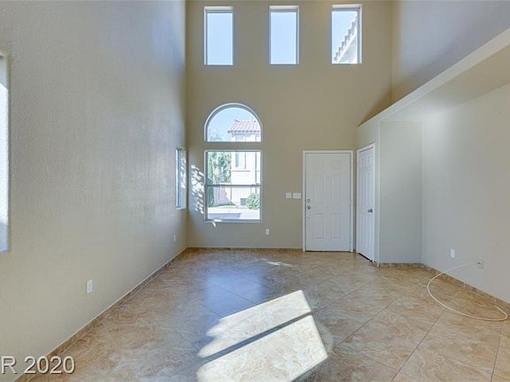 3rd image of 10409 Chandra Ave