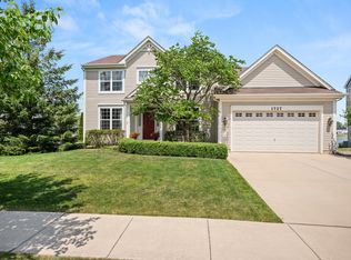 1727 Thurow St, Sycamore, IL 60178