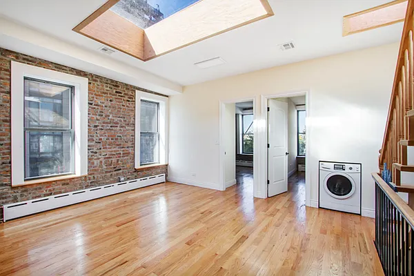 Rented by Compass | media 12