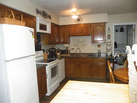 4th image of 124 Lafayette Ln