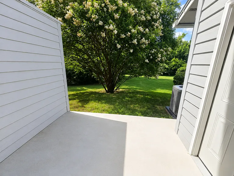 118 Chaucer Ct — Photo 25