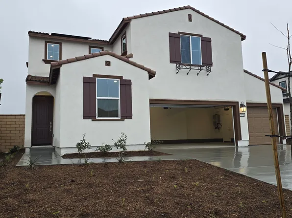 30758 Valley Heights Dr, Menifee, CA 92584