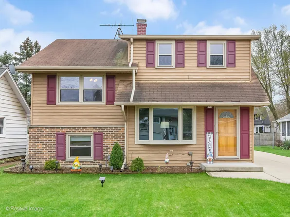 1406 E Elm St, Wheaton, IL 60189