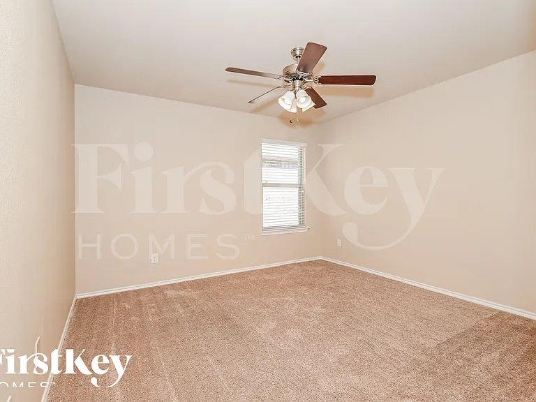 961 Corbitt Ln — Photo 13