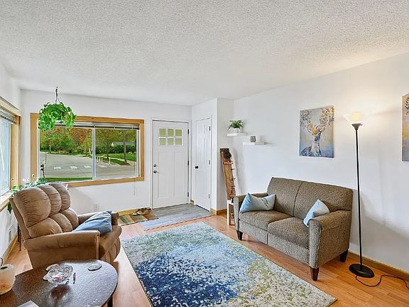 2nd image of 3401 Garfield St NE #1