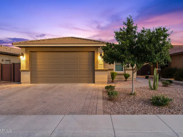 887 W BANYAN Avenue, San Tan Valley, AZ 85140