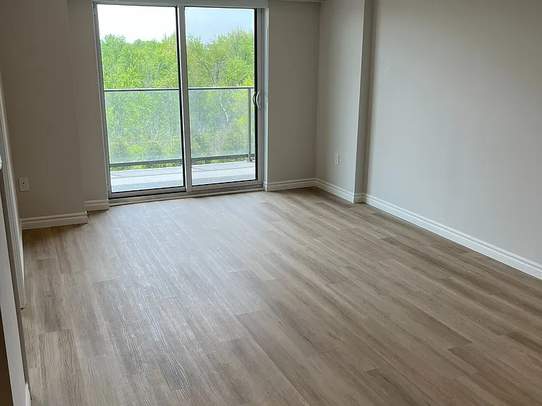 425 Watson Pkwy N #804 — Photo 11