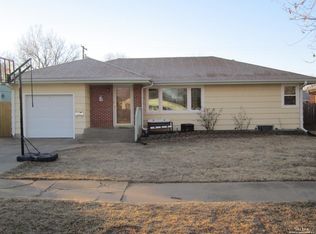 626 Ralph Ave, Salina, KS 67401