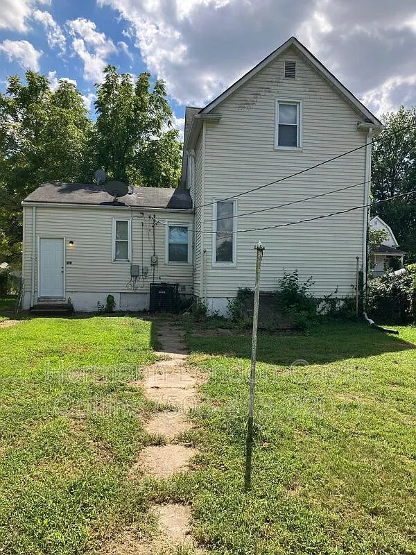 2 bed, 1.0 bath, 1120 sqft, $1,025 — Photo 3