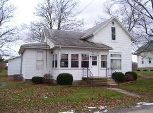 2029 E 4th St, Rochester, IN 46975